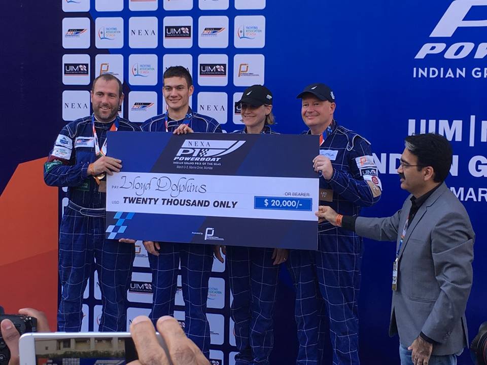 LLOYD - Powerboat P1 - LLOYD Dolphins, NEXA P1 Team Sponsor