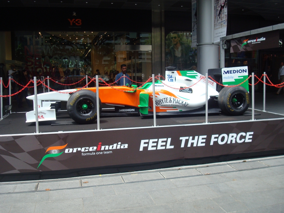 Creatigies got Wrigley’s brand Doublemint to ride on the fast track by being the Official Gum Partner of Team Force India 2009 – 10