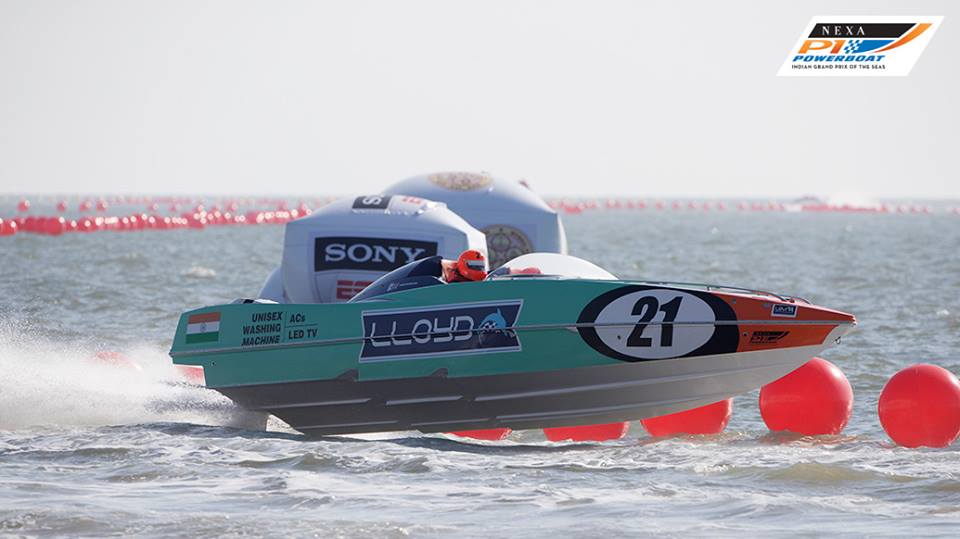 LLOYD - Powerboat P1 - LLOYD Dolphins, NEXA P1 Team Sponsor